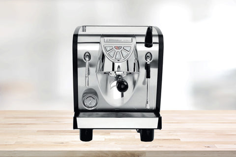 Nuova Simonelli Musica Black (tank)